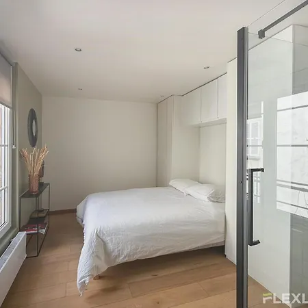 Sunny 1-bed In Marais District Appartamento Parigi