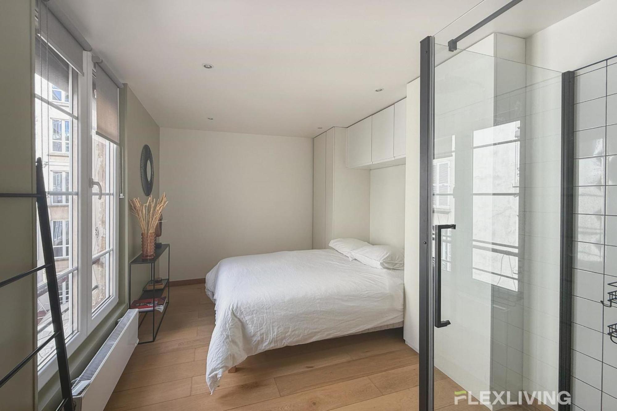 Sunny 1-bed In Marais District Appartamento Parigi